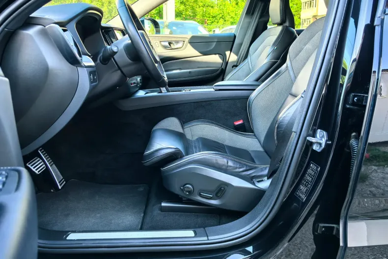 Volvo XC60 din 2022 cu 127.000 km - oferta VOL128450 - foto 6