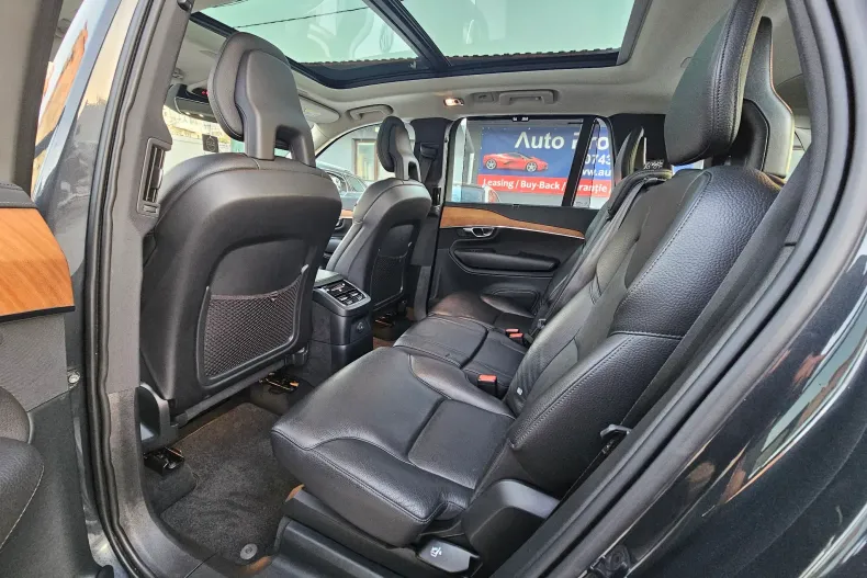 Volvo XC90 din 2021 cu 111.000 km - oferta VOL128452 - foto 13