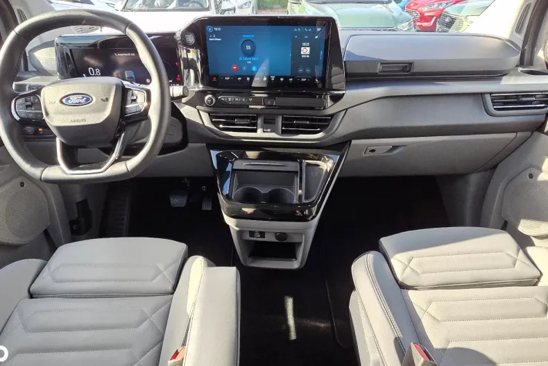 Ford Tourneo Custom din 2025 cu 5.000 km - oferta FOR128453 - foto 10