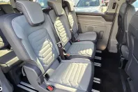 Ford Tourneo Custom din 2025 cu 5.000 km - oferta FOR128453 - foto 13