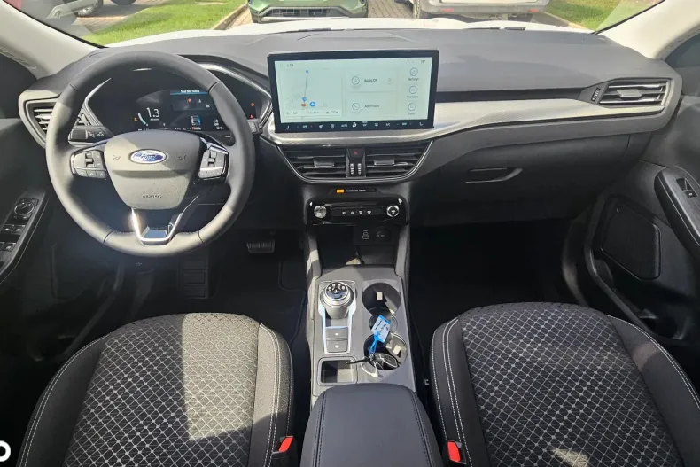 Ford Kuga din 2025 cu 1 km - oferta FOR128454 - foto 8