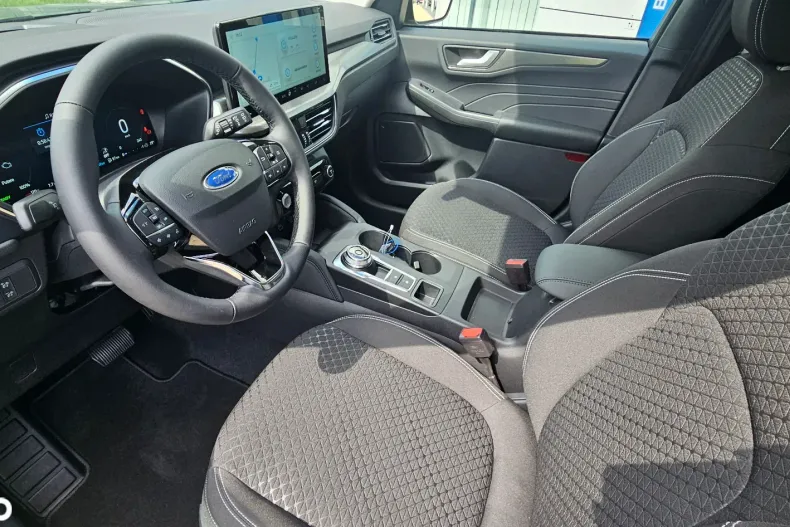 Ford Kuga din 2025 cu 1 km - oferta FOR128463 - foto 8