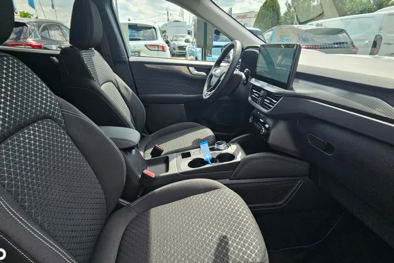 Ford Kuga din 2025 cu 1 km - oferta FOR128463 - foto 10