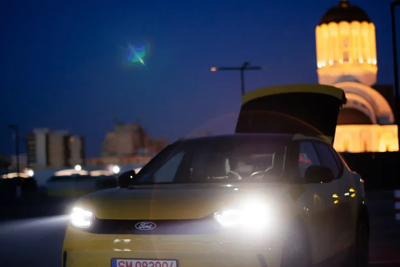 Ford Capri din 2024 cu 1.500 km - oferta FOR128470 - foto 11