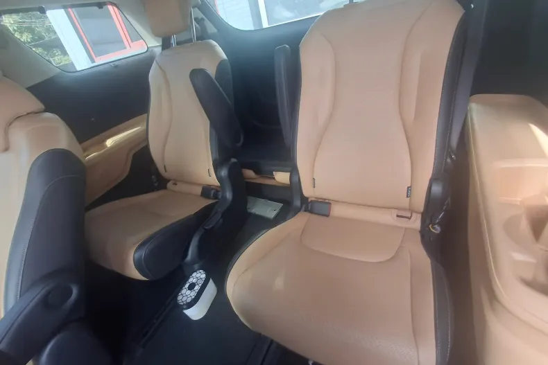 Kia Carnival din 2021 cu 72.132 km - oferta KIA128490 - foto 14