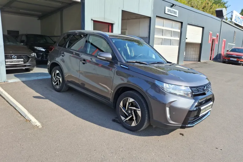 Suzuki Vitara din 2024 cu 18.599 km - oferta SUZ128494 - foto 7