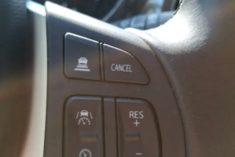 Suzuki Vitara din 2024 cu 18.599 km - oferta SUZ128494 - foto 17