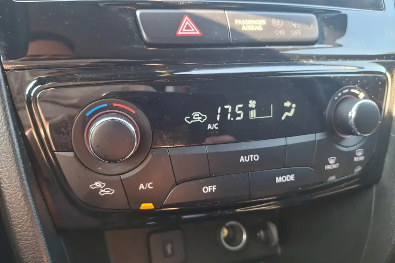 Suzuki Vitara din 2024 cu 18.599 km - oferta SUZ128494 - foto 22