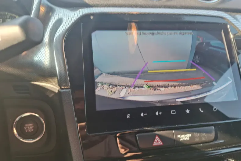 Suzuki Vitara din 2024 cu 18.599 km - oferta SUZ128494 - foto 24