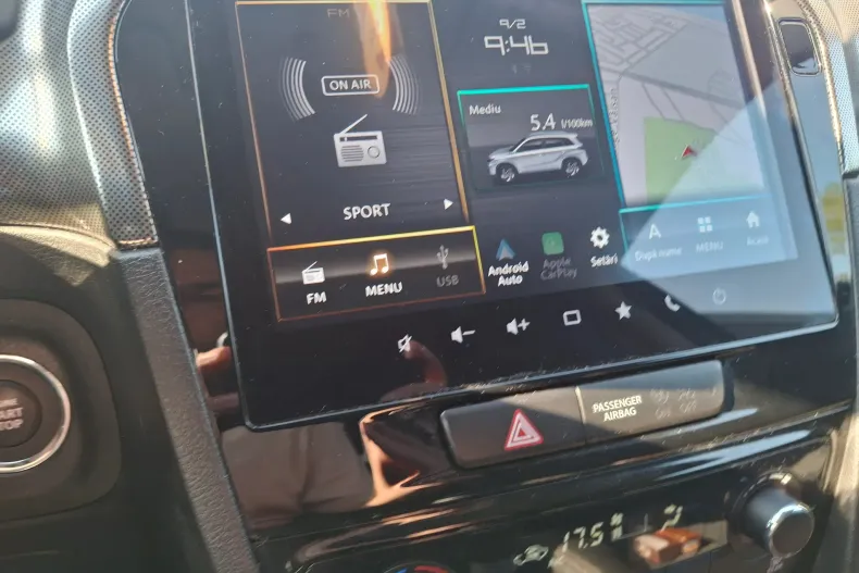 Suzuki Vitara din 2024 cu 18.599 km - oferta SUZ128494 - foto 26