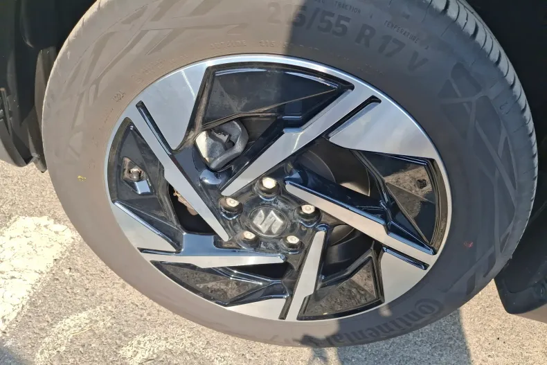 Suzuki Vitara din 2024 cu 18.599 km - oferta SUZ128494 - foto 28