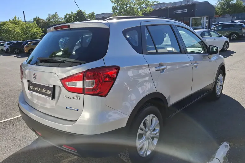 Suzuki SX4 din 2020 cu 71.782 km - oferta SUZ128502 - foto 4