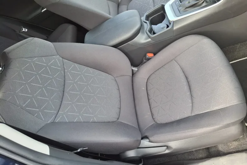 Toyota RAV4 din 2021 cu 81.015 km - oferta TOY128505 - foto 20