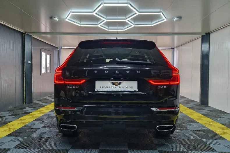 Volvo XC60 din 2020 cu 103.176 km - oferta VOL128518 - foto 6
