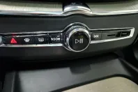 Volvo XC60 din 2020 cu 103.176 km - oferta VOL128518 - foto 23
