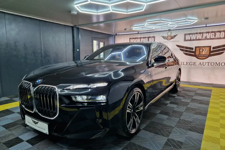 BMW Seria 7 din 2024 cu 6.138 km - oferta BMW128520 - foto 1