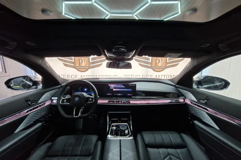 BMW Seria 7 din 2024 cu 6.138 km - oferta BMW128520 - foto 9