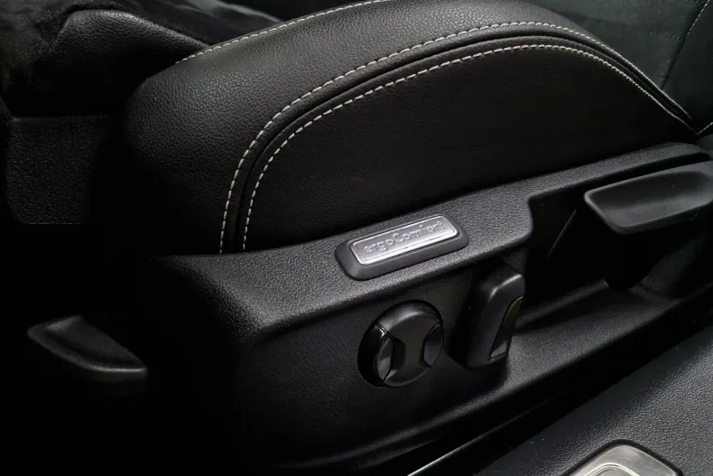 Volkswagen Passat din 2020 cu 138.719 km - oferta VOL128521 - foto 10