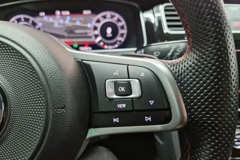 Volkswagen Golf din 2019 cu 154.787 km - oferta VOL128532 - foto 11