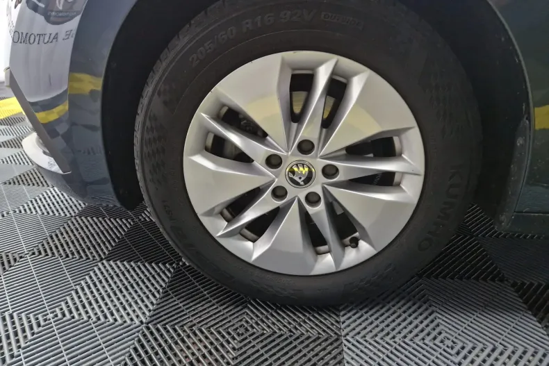 Skoda Octavia din 2020 cu 102.584 km - oferta SKO128541 - foto 28