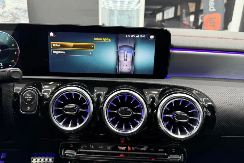 Mercedes-Benz CLA din 2021 cu 172.000 km - oferta MER128556 - foto 10