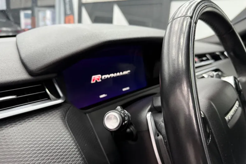 Land Rover Range Rover Velar din 2020 cu 148.000 km - oferta LAN128566 - foto 2