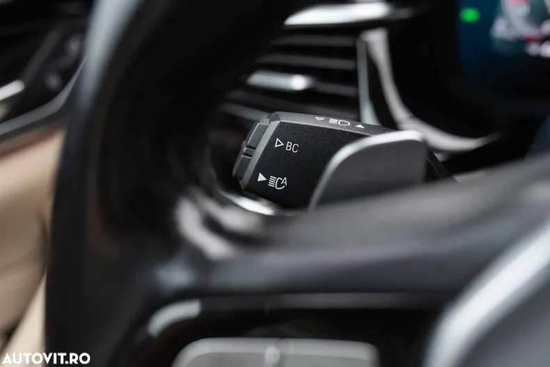 BMW Seria 5 din 2019 cu 101.795 km - oferta BMW128602 - foto 19