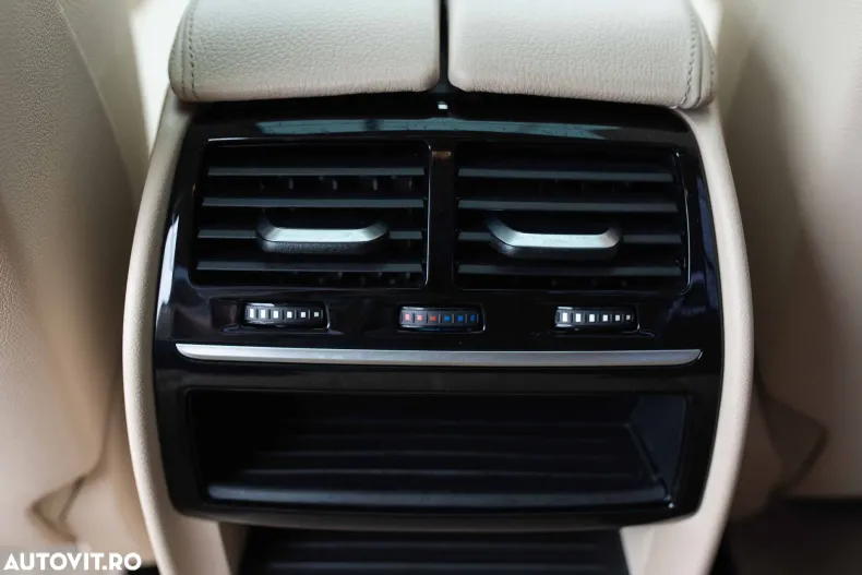 BMW Seria 5 din 2019 cu 101.795 km - oferta BMW128602 - foto 27