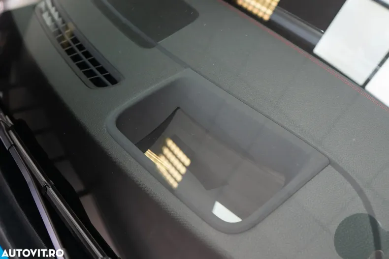 Mercedes-Benz CLA din 2023 cu 7.266 km - oferta MER128615 - foto 20