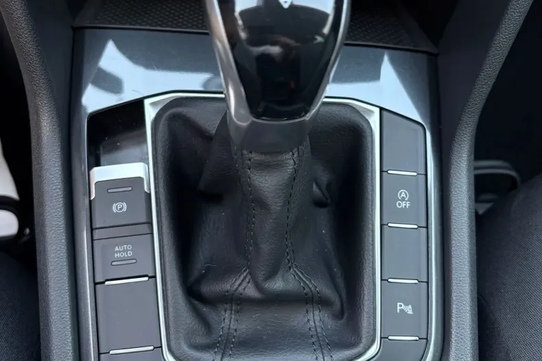 Volkswagen Tiguan din 2021 cu 156.935 km - oferta VOL128657 - foto 8