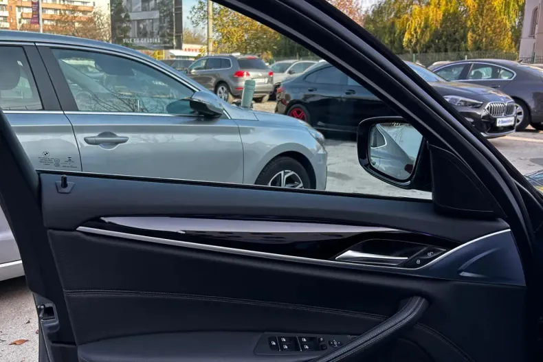 BMW Seria 5 din 2019 cu 150.000 km - oferta BMW128662 - foto 10