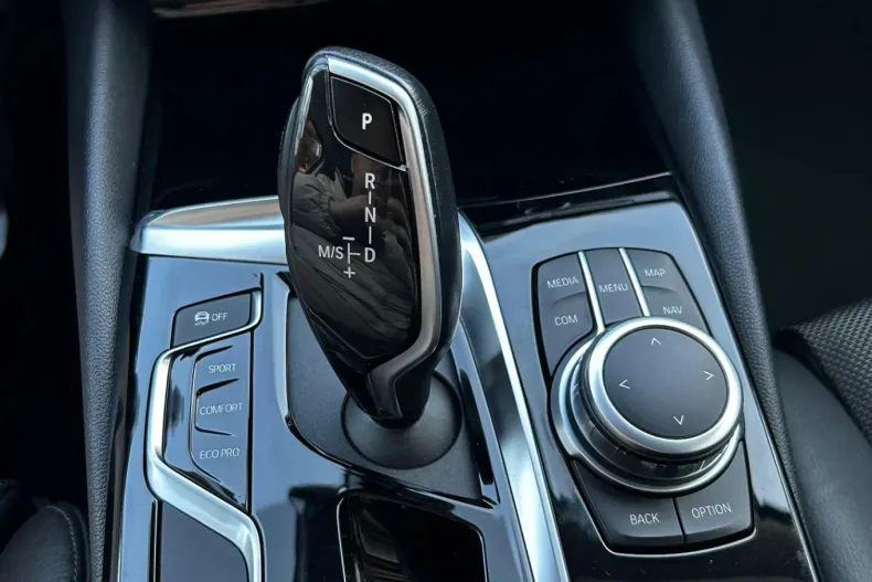 BMW Seria 5 din 2019 cu 150.000 km - oferta BMW128662 - foto 18