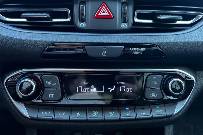 Hyundai i30 din 2021 cu 48.358 km - oferta HYU128664 - foto 13