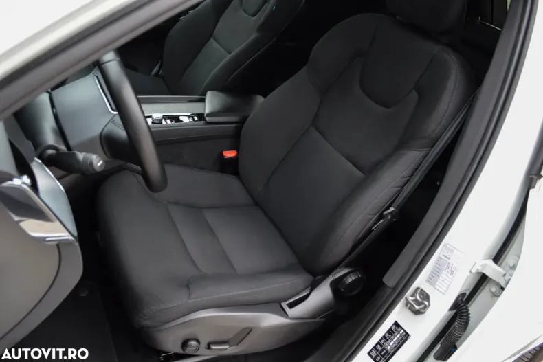 Volvo XC60 din 2020 cu 138.409 km - oferta VOL128669 - foto 29