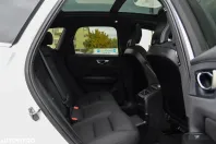 Volvo XC60 din 2020 cu 138.409 km - oferta VOL128669 - foto 30