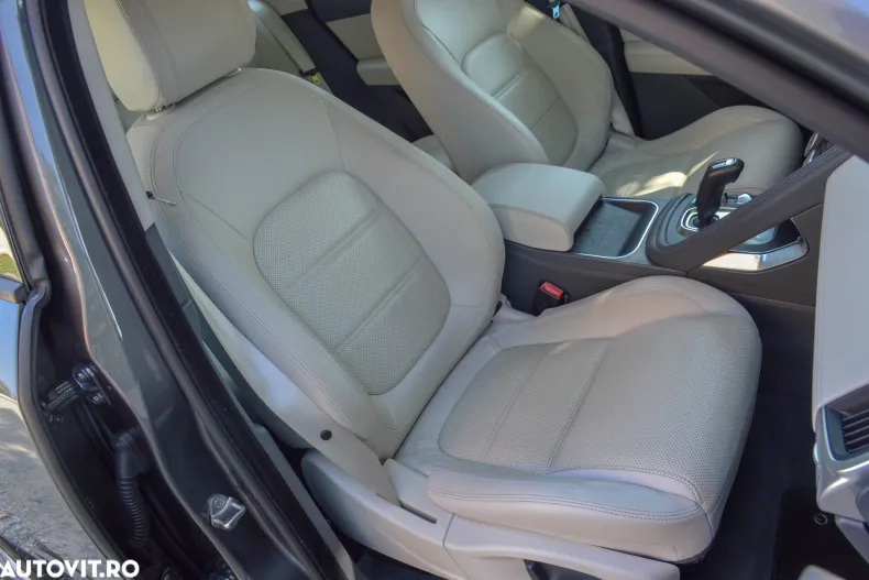Jaguar E-Pace din 2019 cu 50.800 km - oferta JAG128684 - foto 29