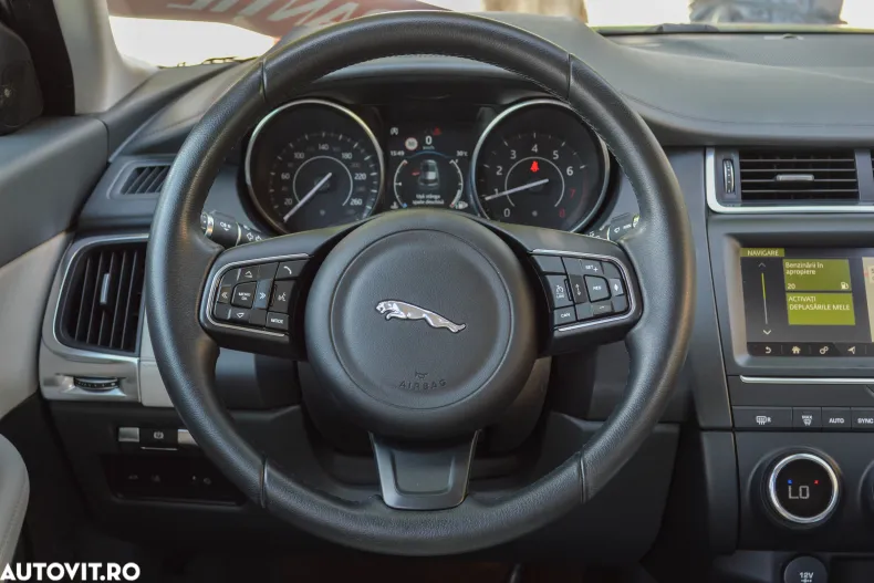 Jaguar E-Pace din 2019 cu 50.800 km - oferta JAG128684 - foto 34