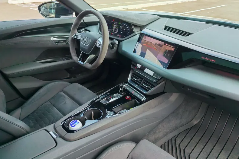 Audi e-tron GT din 2022 cu 24.000 km - oferta AUD128703 - foto 9