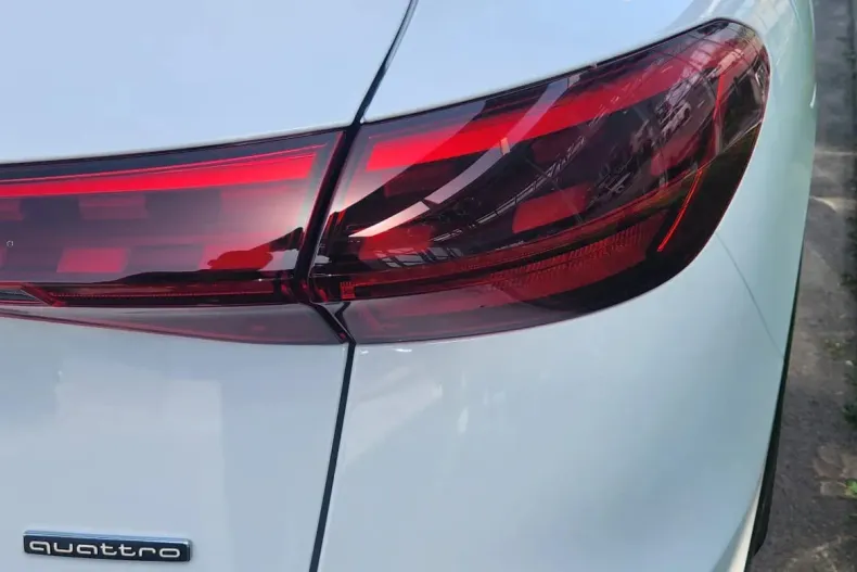 Audi Q5 din 2025 cu 15 km - oferta AUD128713 - foto 11