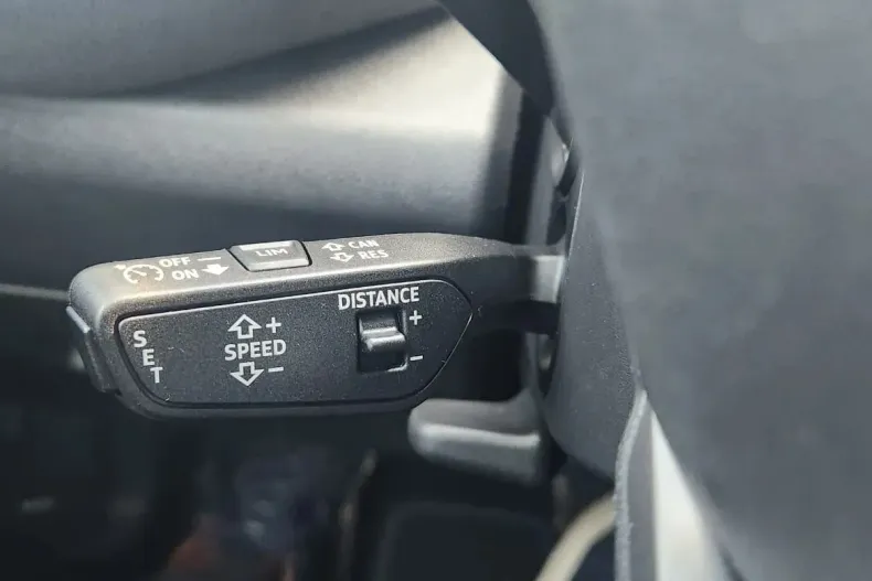 Audi Q5 din 2025 cu 15 km - oferta AUD128713 - foto 30