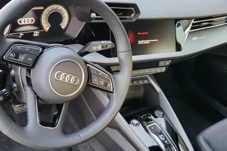 Audi A3 din 2024 cu 5 km - oferta AUD128718 - foto 5