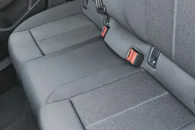 Audi A3 din 2024 cu 5 km - oferta AUD128718 - foto 11