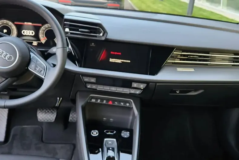 Audi A3 din 2024 cu 5 km - oferta AUD128718 - foto 13