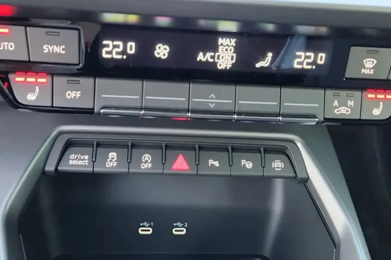 Audi A3 din 2024 cu 5 km - oferta AUD128718 - foto 16