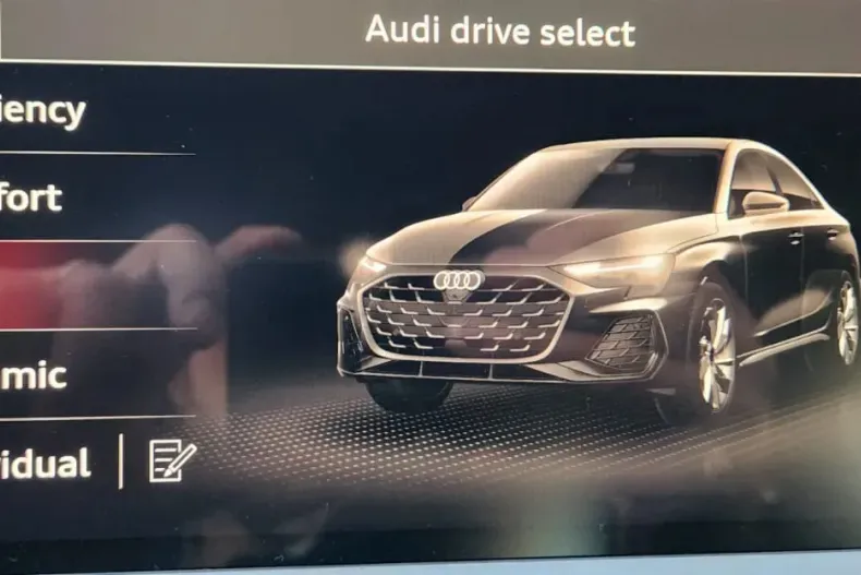 Audi A3 din 2024 cu 5 km - oferta AUD128718 - foto 18