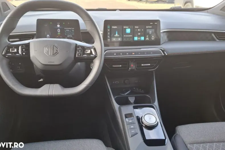 MG MG3 din 2024 cu 1 km - oferta MG0128722 - foto 3