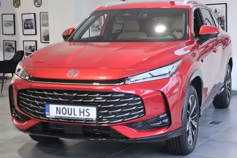 MG HS din 2024 cu 5 km - oferta MG0128725 - foto 1