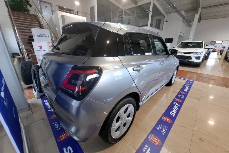 Suzuki Swift din 2025 cu 4 km - oferta SUZ128728 - foto 5