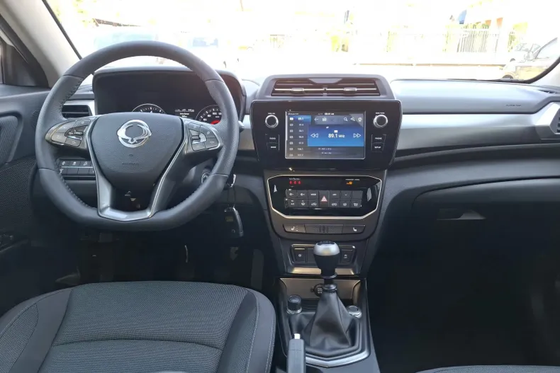 Ssangyong Tivoli din 2023 cu 5 km - oferta SSA128746 - foto 9