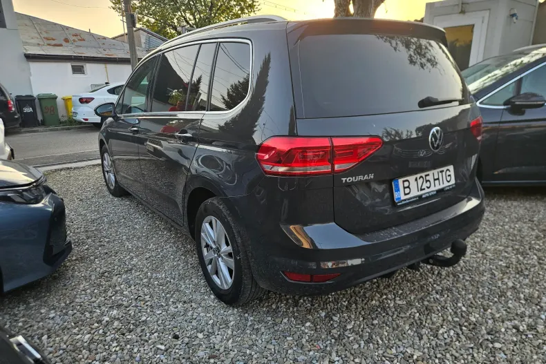 Volkswagen Touran din 2021 cu 133.000 km - oferta VOL128754 - foto 4